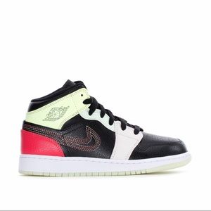 Nike Jordan 1 Mid Glow In The Dark Girls Size 6Y